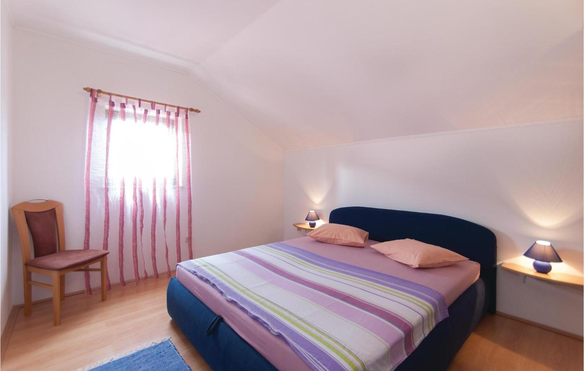 Lovely Apartment In Rovinj With Kitchen Dış mekan fotoğraf
